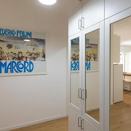 In - Annietta Apartment *